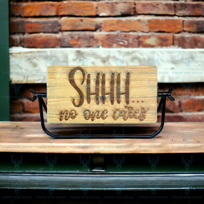 "Underestimate Me" Flip Sign